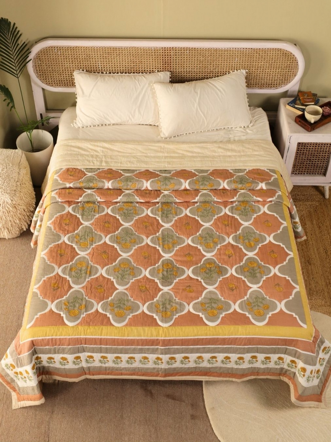 Peepul Tree Taupe Floral Printed 300 GSM Cotton AC Room Single King Bed Quilt
