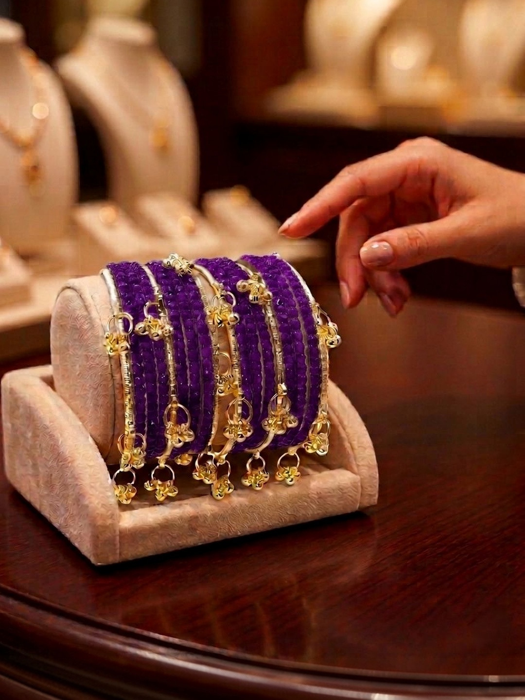 BeautyTrends Gold-Plated Stone Studded & Beaded Bangle