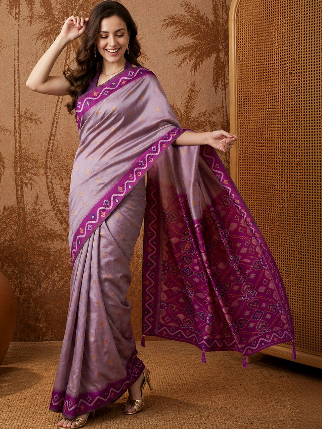 Sangria Ethnic Motifs Silk Blend Banarasi Saree
