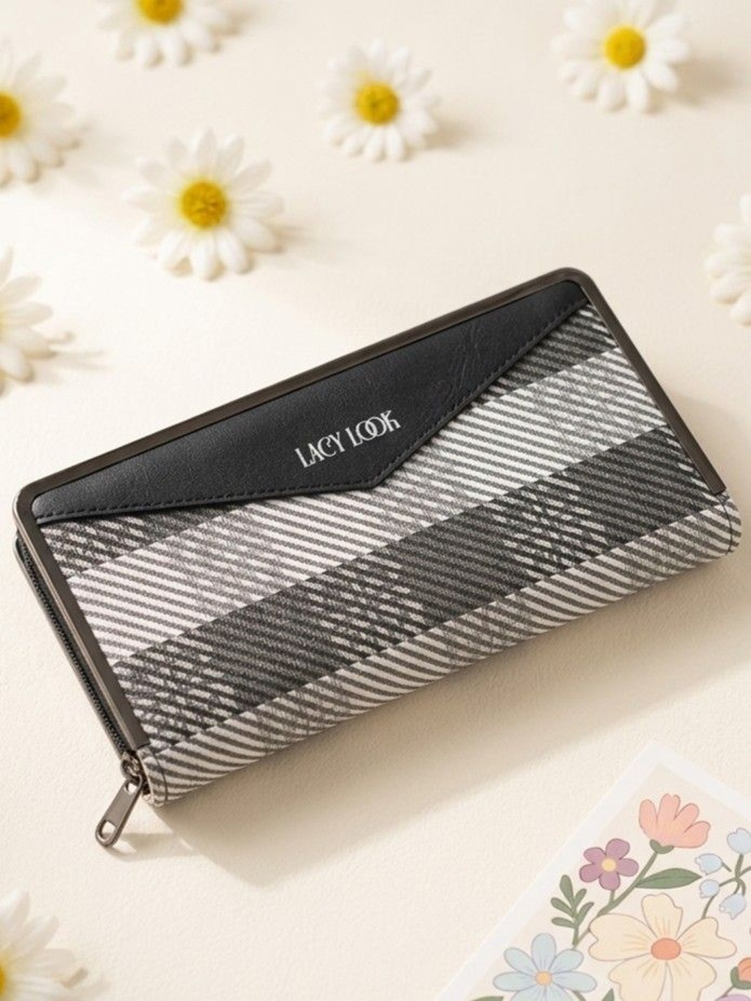 LacyLook Women Checked Leather Zip Around Wallet