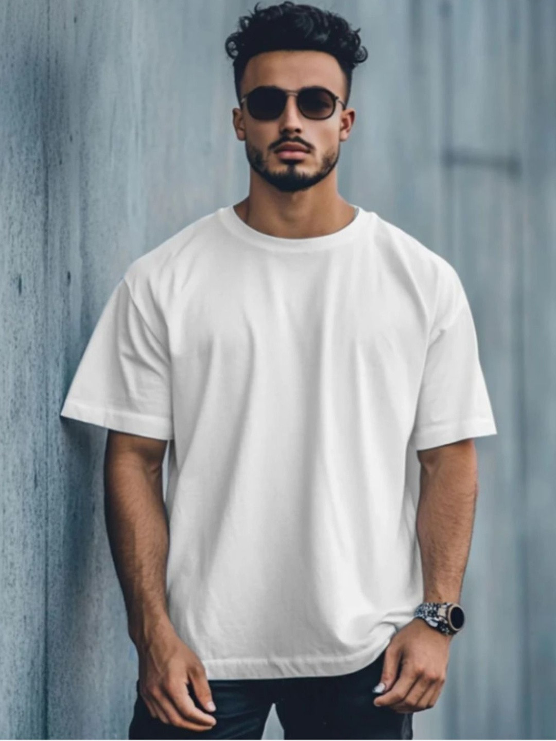 Derada Men Solid Regular Fit T-shirt