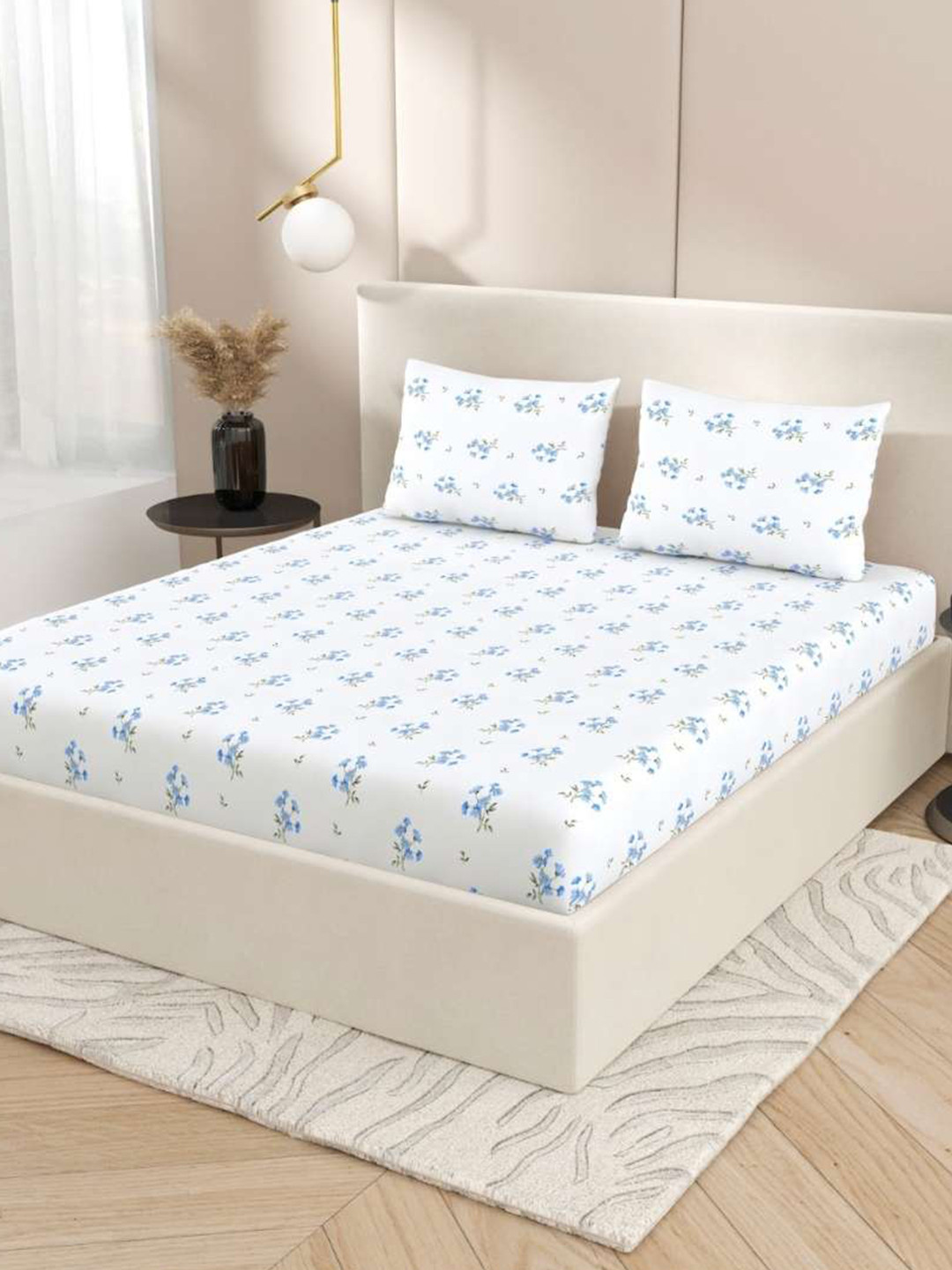 Jaipur Weaves Blue Floral 240TC Cotton Queen Bedsheet With 2 Pillow Covers 90x100 inches