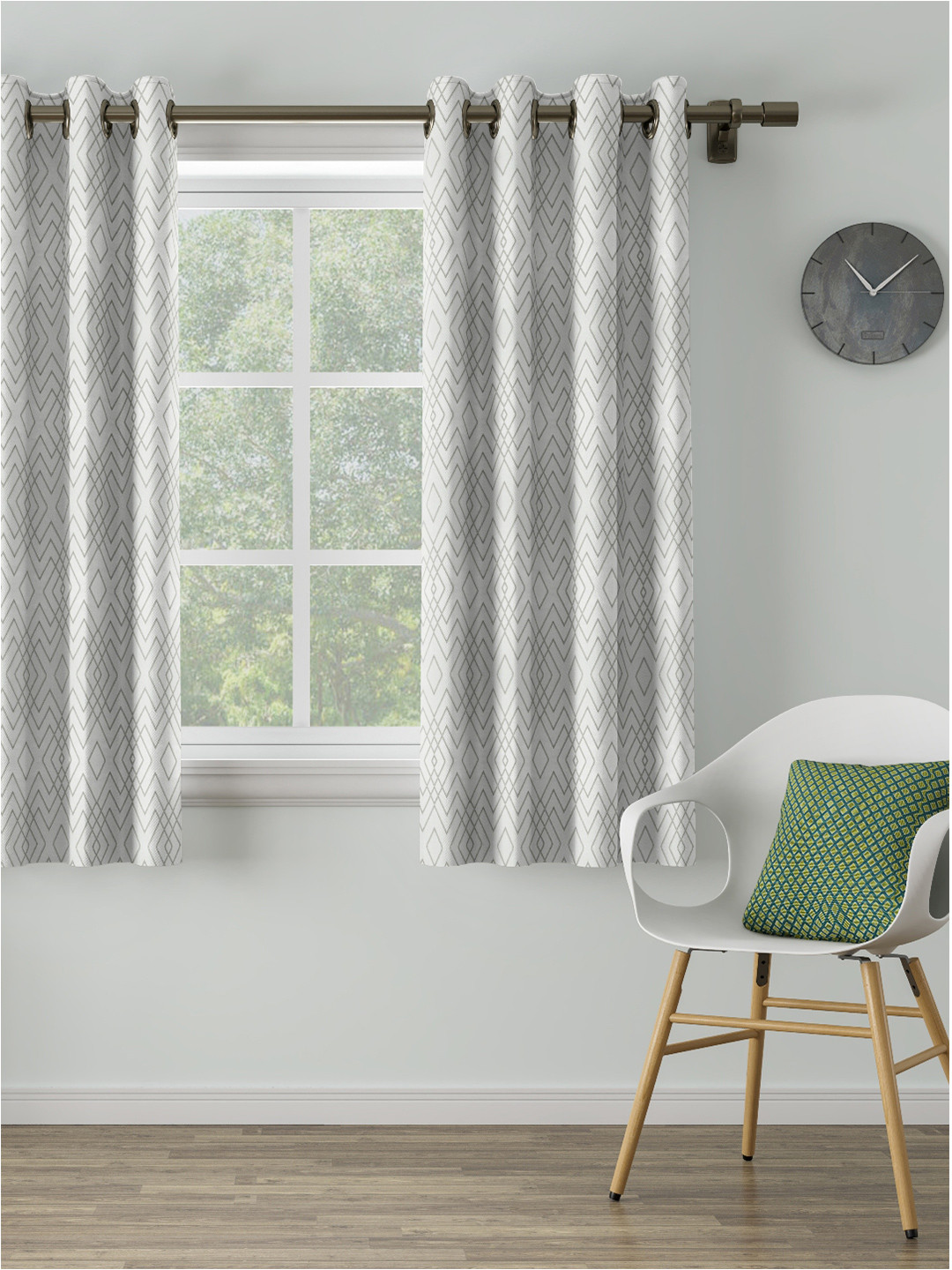 DDecor White Single Curtain