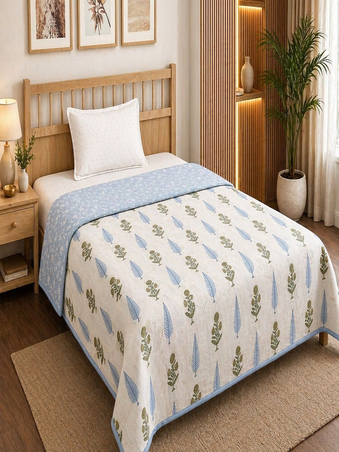 RRC Blue & White Floral AC Room 150 GSM Dohar