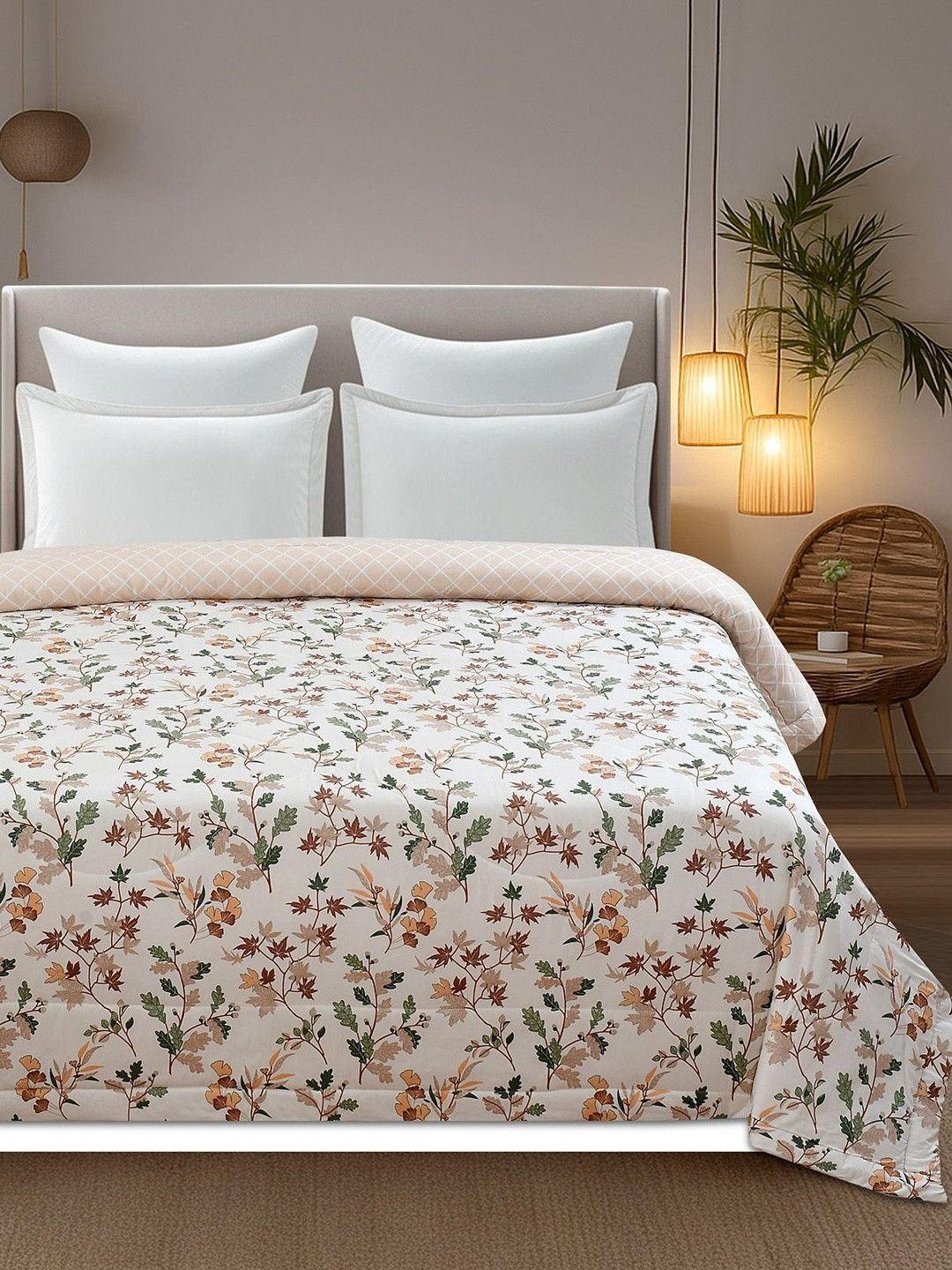Florida Beige & White Floral Microfiber AC Room 150 GSM Comforter