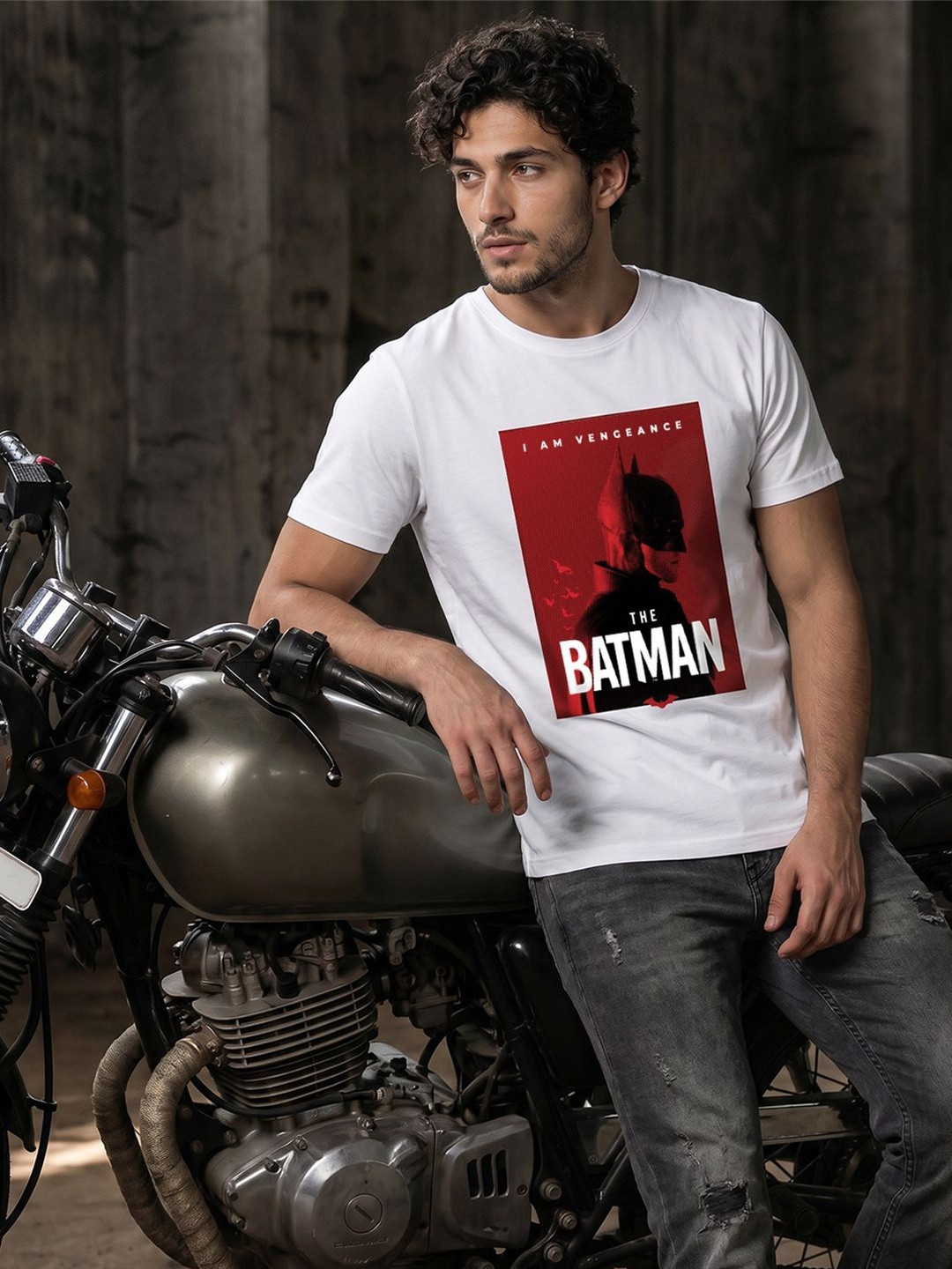 Bewakoof Men Batman Poster White Graphic Printed Regular Fit T-shirt