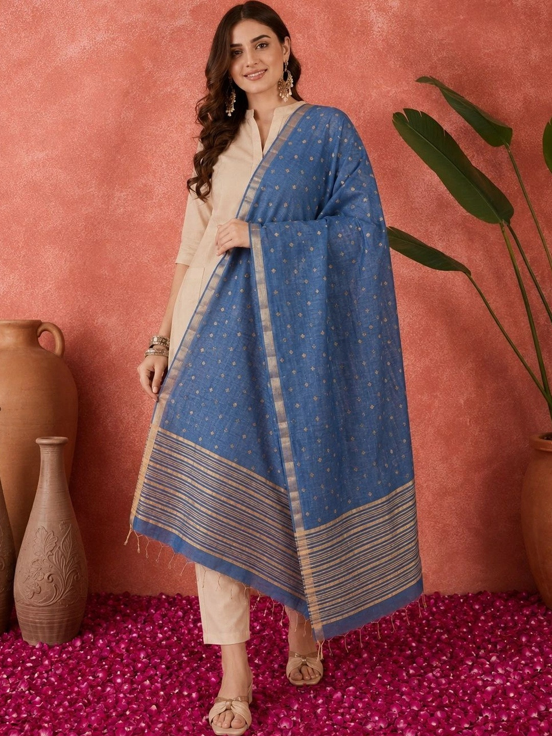 Sangria Ethnic Motifs Woven Design Dupatta