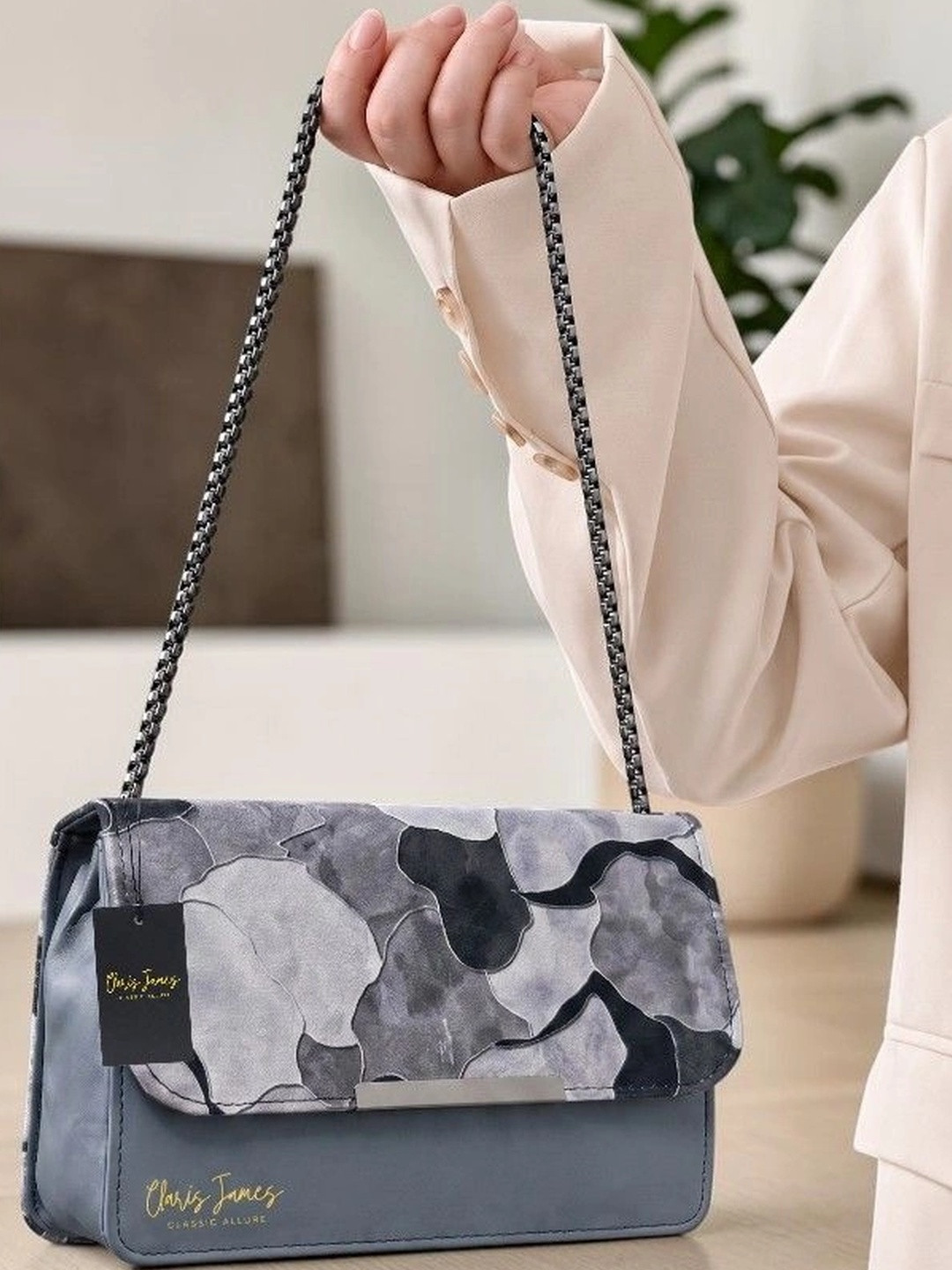 CLARIS JAMES Printed PU Shoulder Bag
