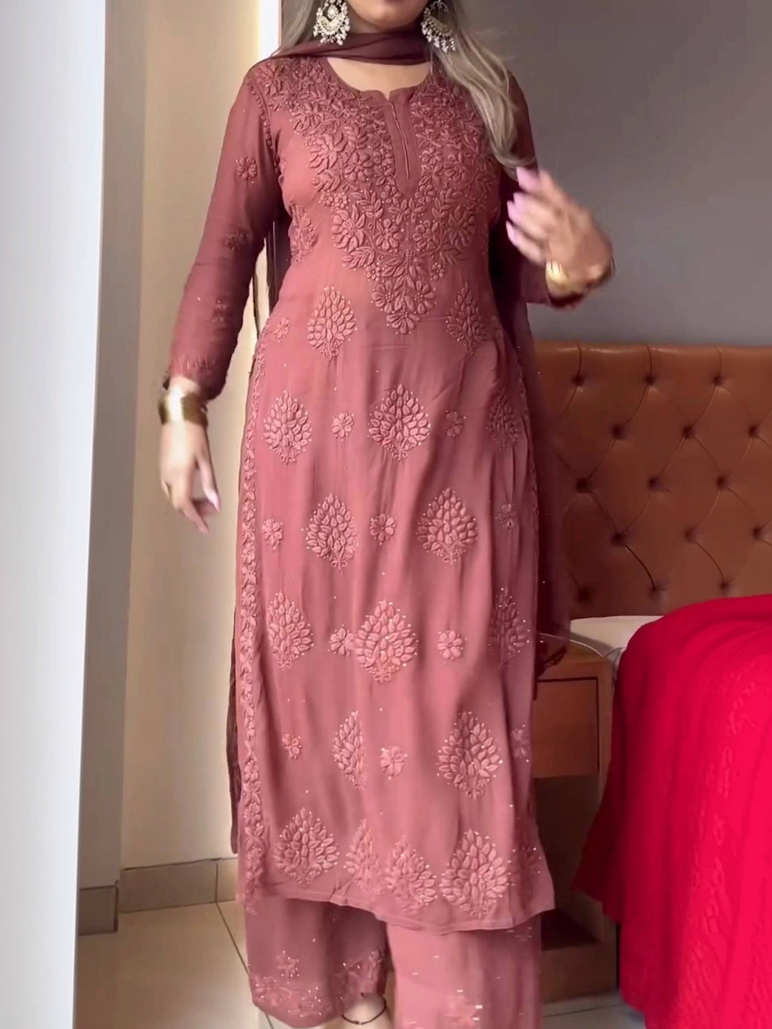 NILHARI Ethnic Motifs Embroidered Boat Neck Chikankari Pure Georgette Blend Chikankari Kurti