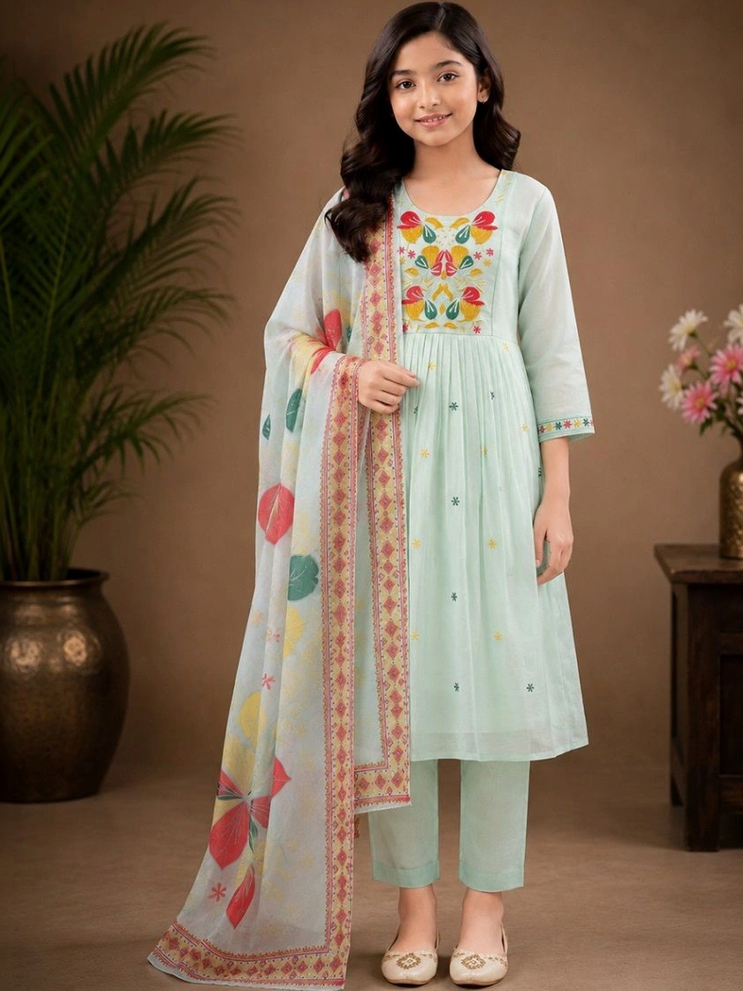 7Tiara Girls Floral Embroidered Empire Thread Work Chanderi Cotton Kurta with Trousers & With Dupatta