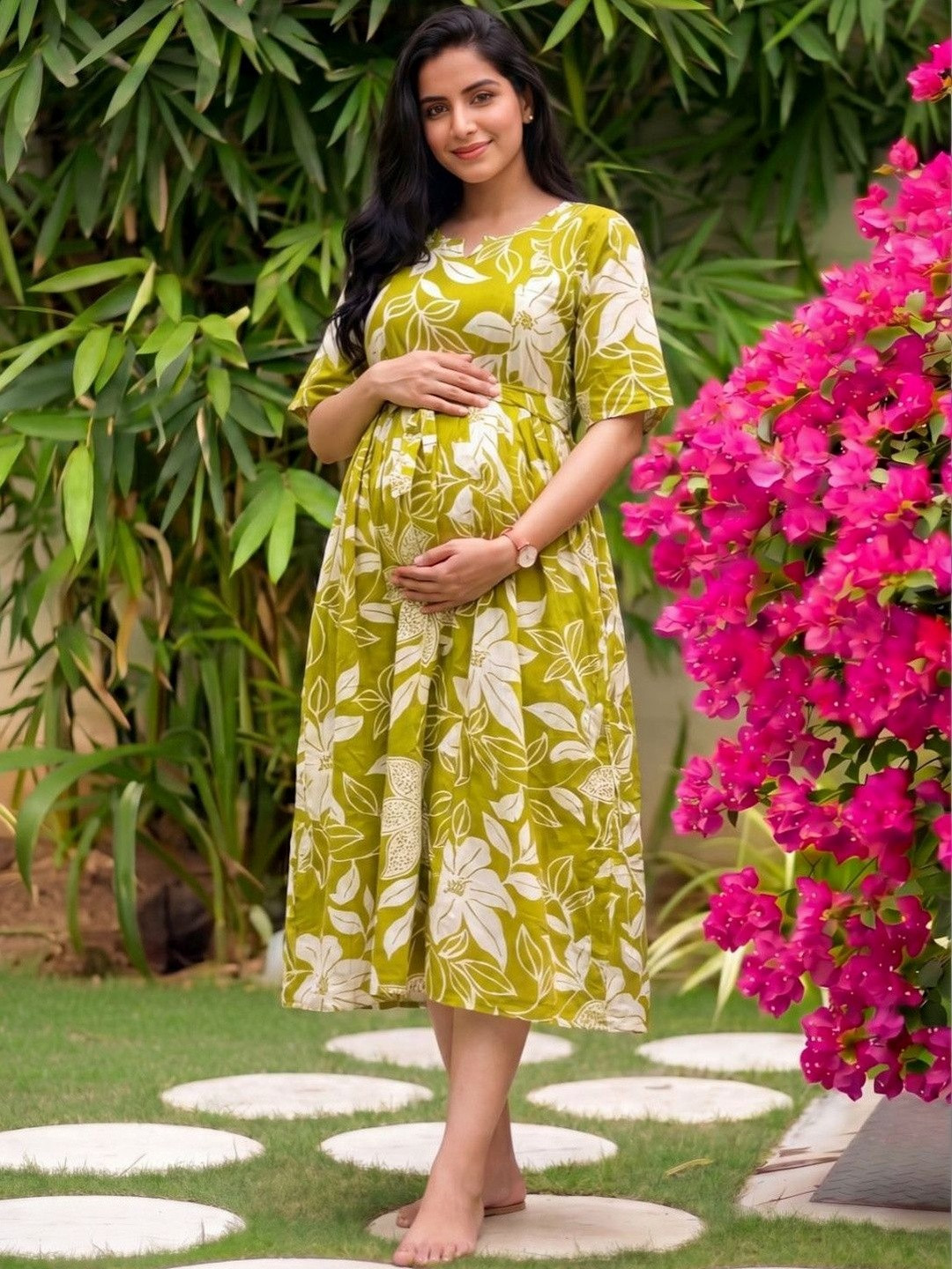 Asenne Floral Printed Soft Rayon Maternity Midi Dress With Both Side Feeding Zip