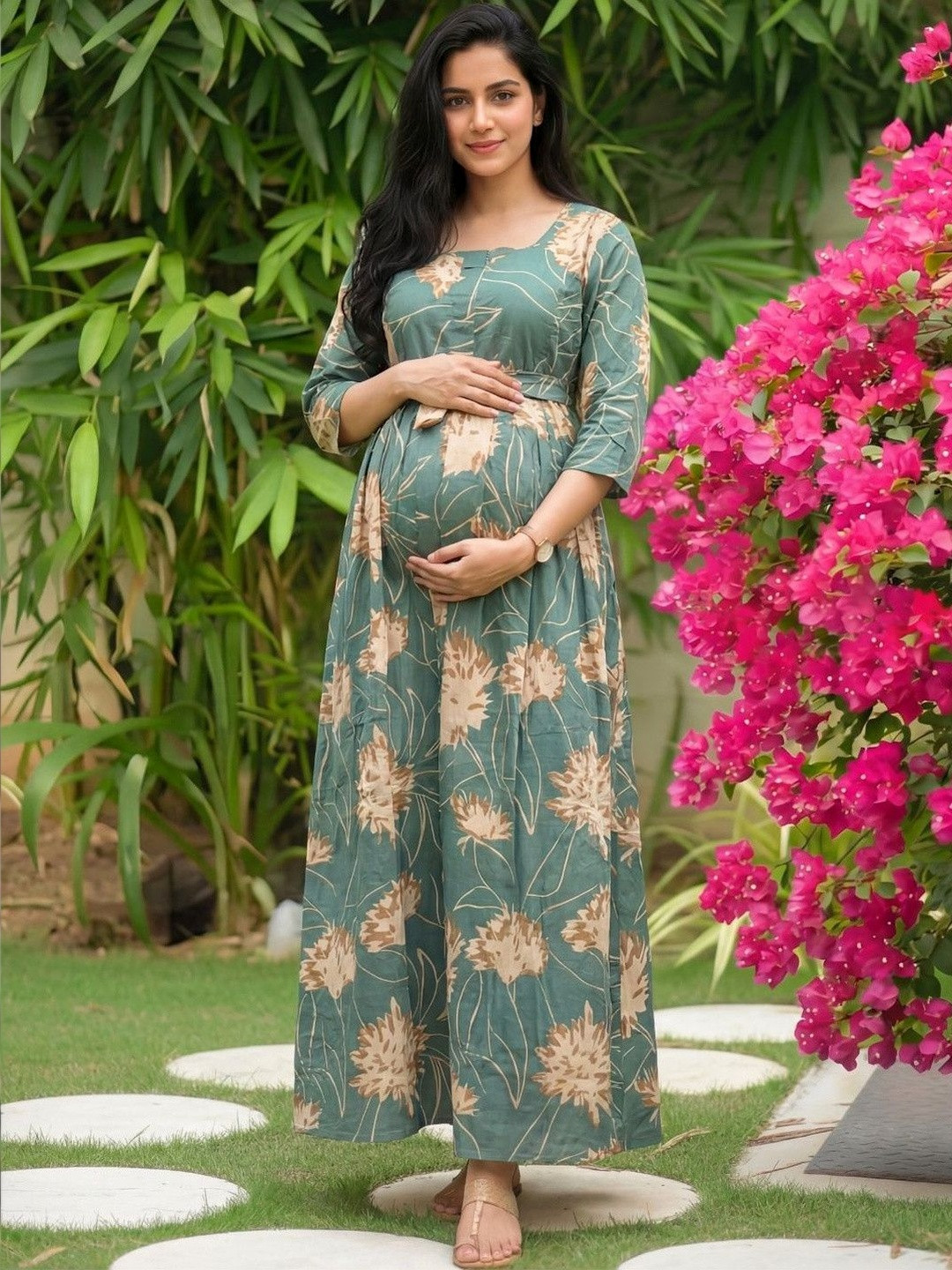 Asenne Floral Printed Cotton Maternity Maxi Dress with Both Side Feeding Zip