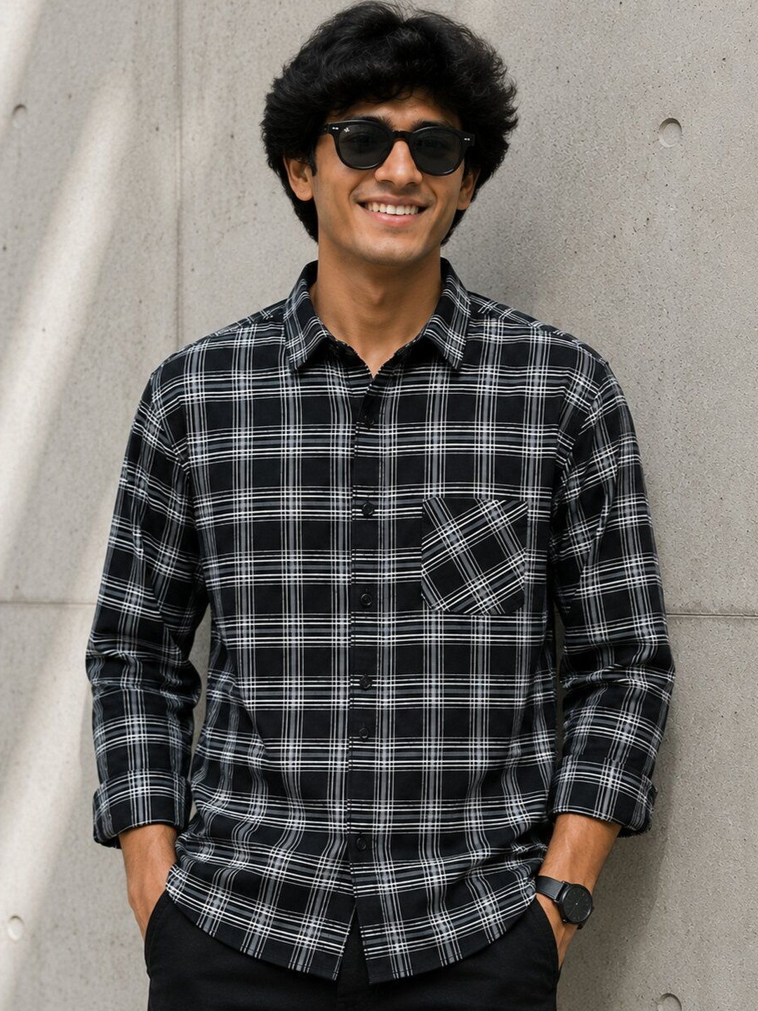 Foomer Men Cotton Checked Spread Collar Casual Shirt