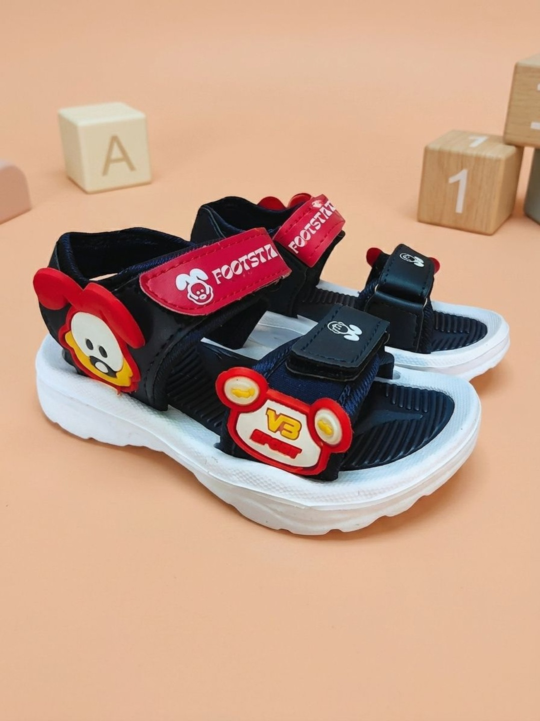 FootStation Kids Stylish And Casual Light weight Sandals