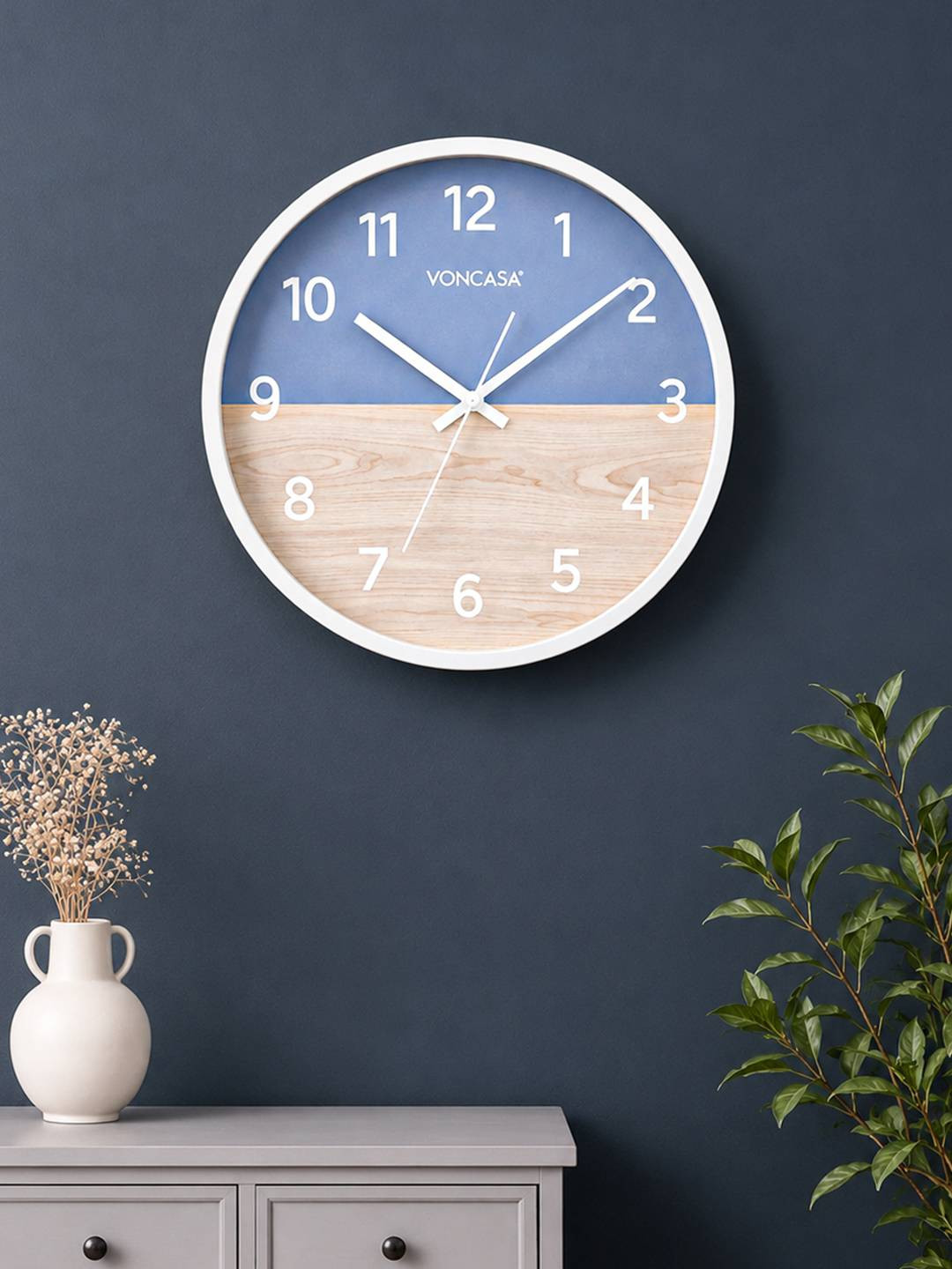 MARKET99 Blue & White Modern Dual-Toned Plastic Wall Clock