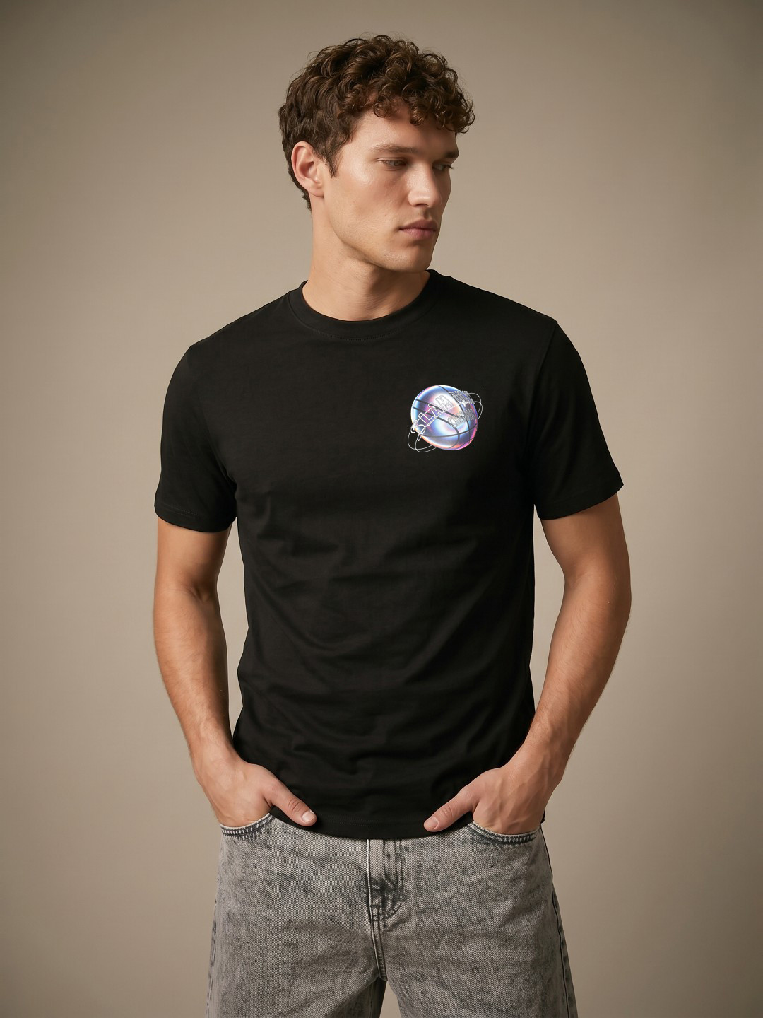 glitchez Graphic Printed T-shirt