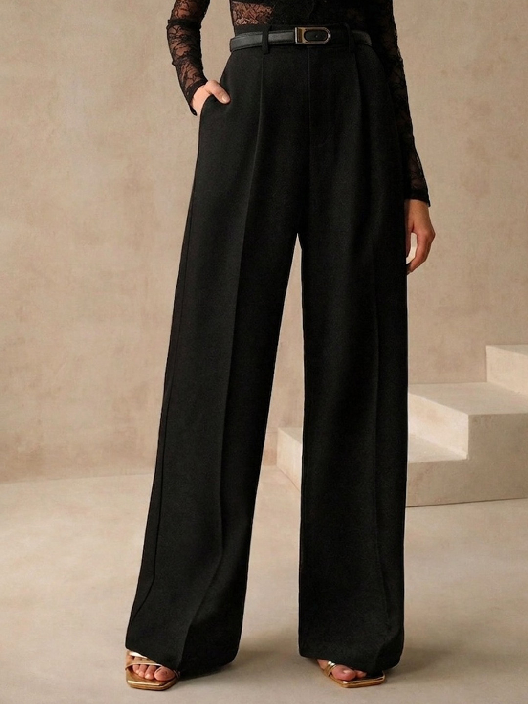 Chemistry Women Relaxed Straight Leg Loose Fit High-Rise Pleated Trousers
