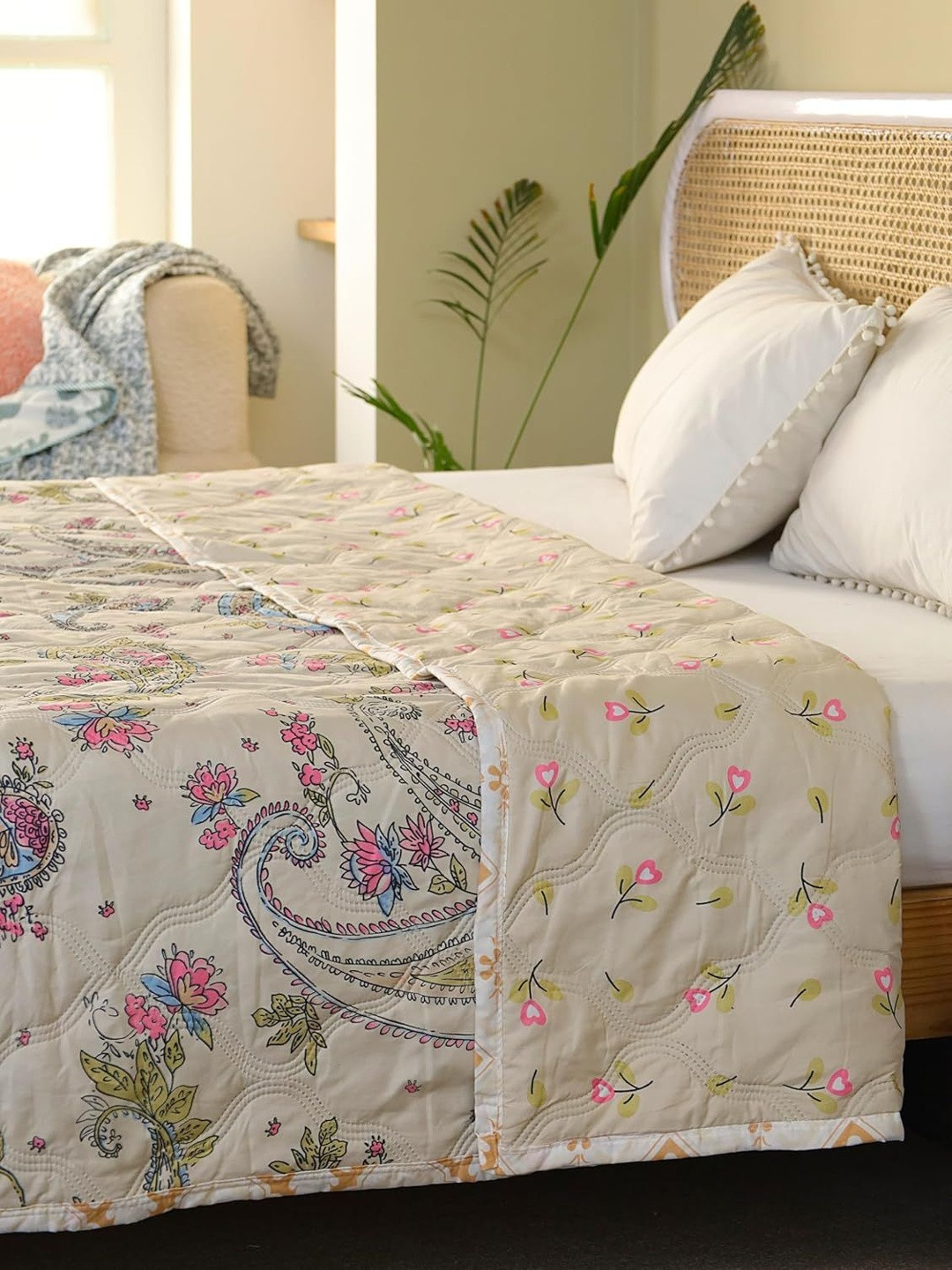 EthnicLoom Off White180 GSM Jaipuri Paisley Printed Cotton Comforter