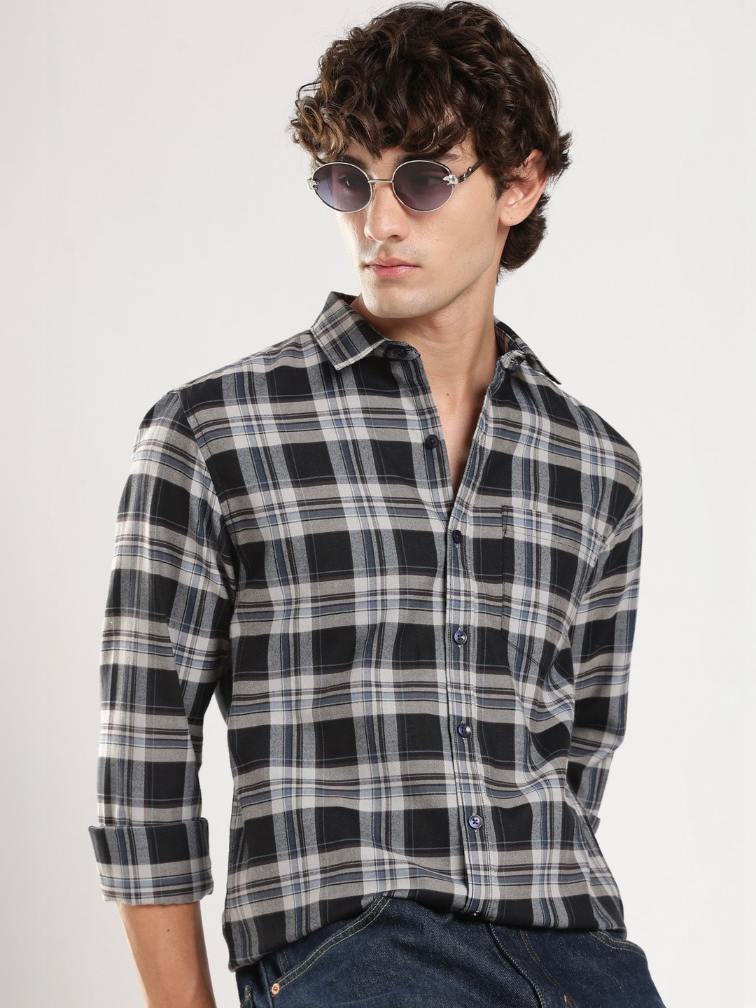 THE SHIRT CODE Men Slim Fit Checked Casual Shirt