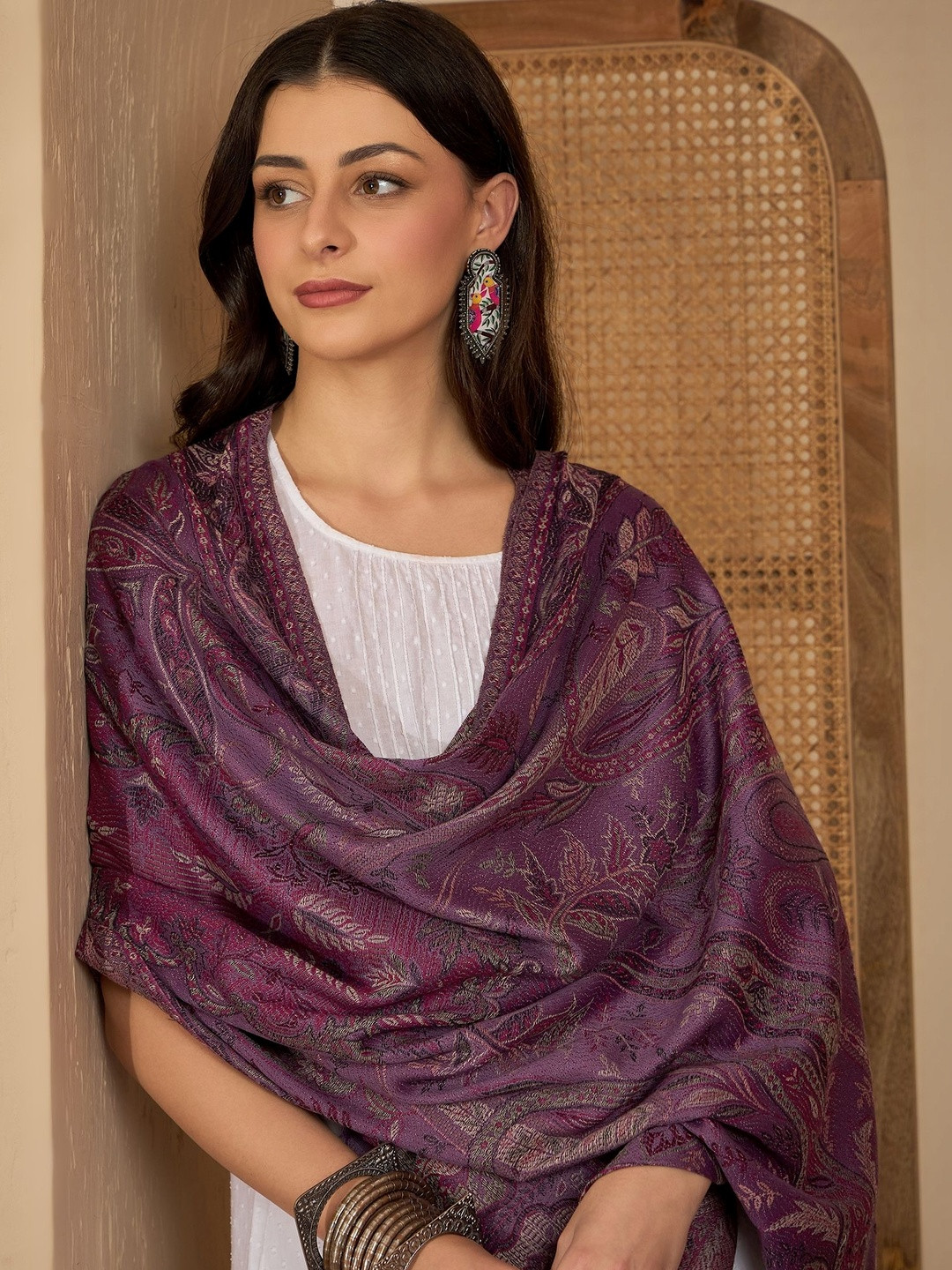 Sangria Women Woven Design Stole