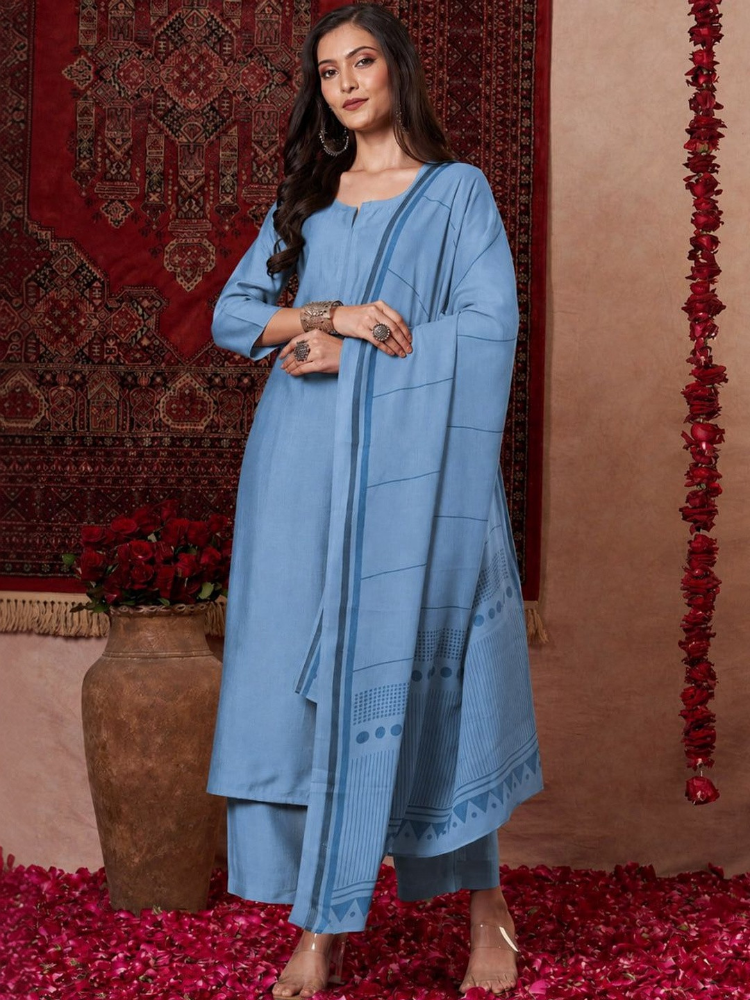LIZORD FAB Women Ethnic Motifs Regular Kurta with Palazzos & With Dupatta