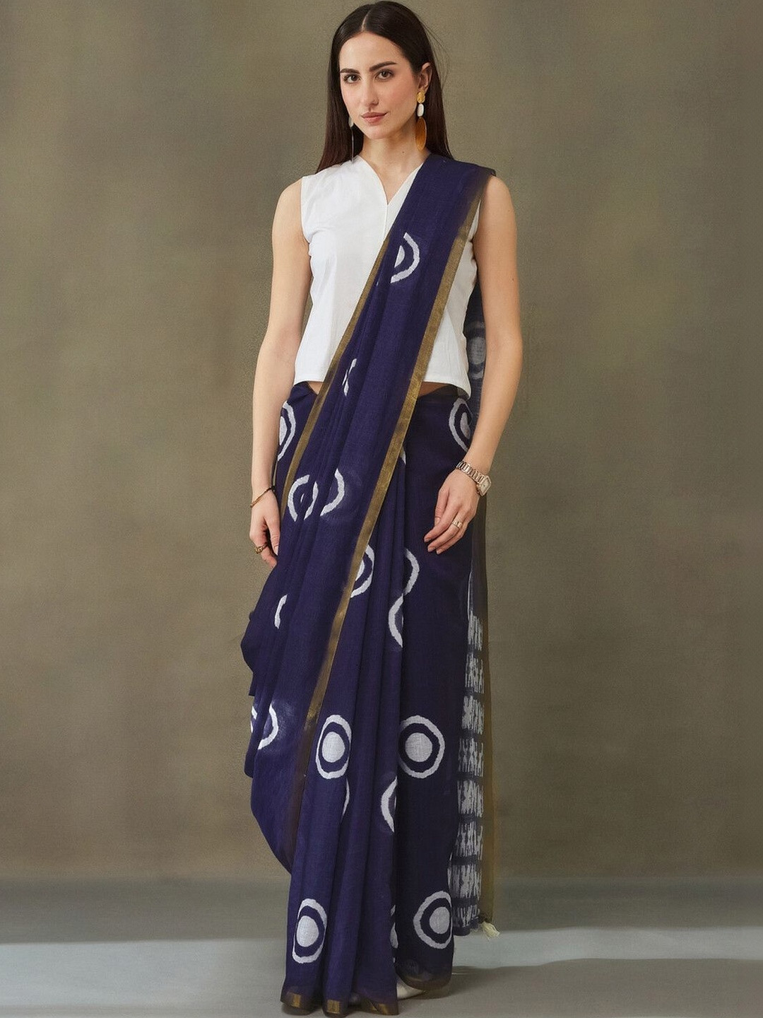 Navibhu Polka Dot Zari Pure Linen Saree