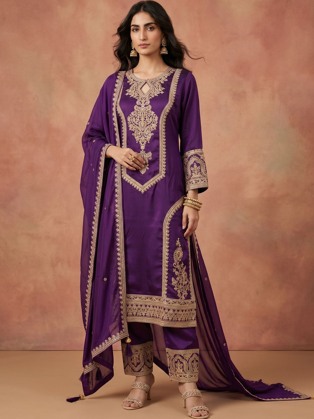 House of Pataudi Women Ethnic Motifs Embroidered Regular Kurta with Trousers & With Dupatta