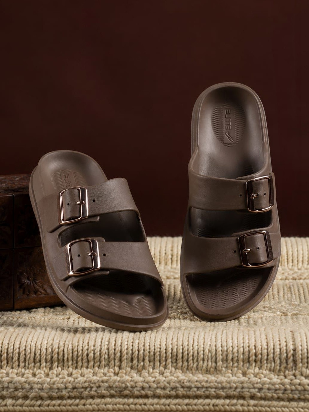 FLITE Women Sliders