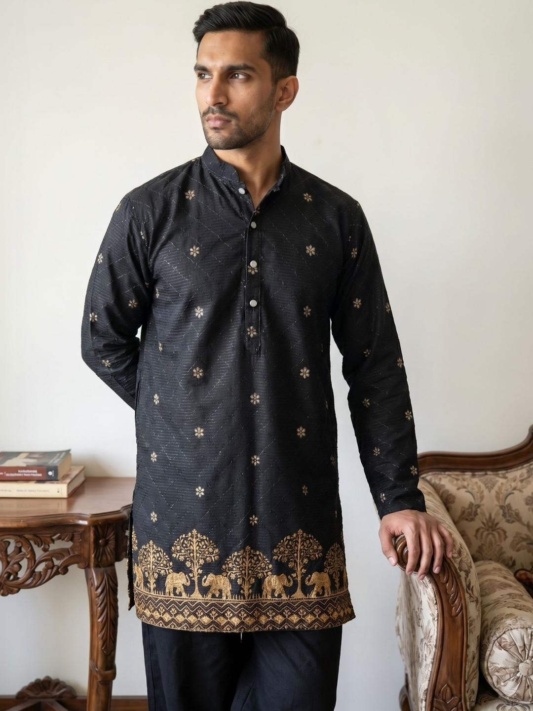 Jompers Men Floral Embroidered Thread Work Floral Short Kurta