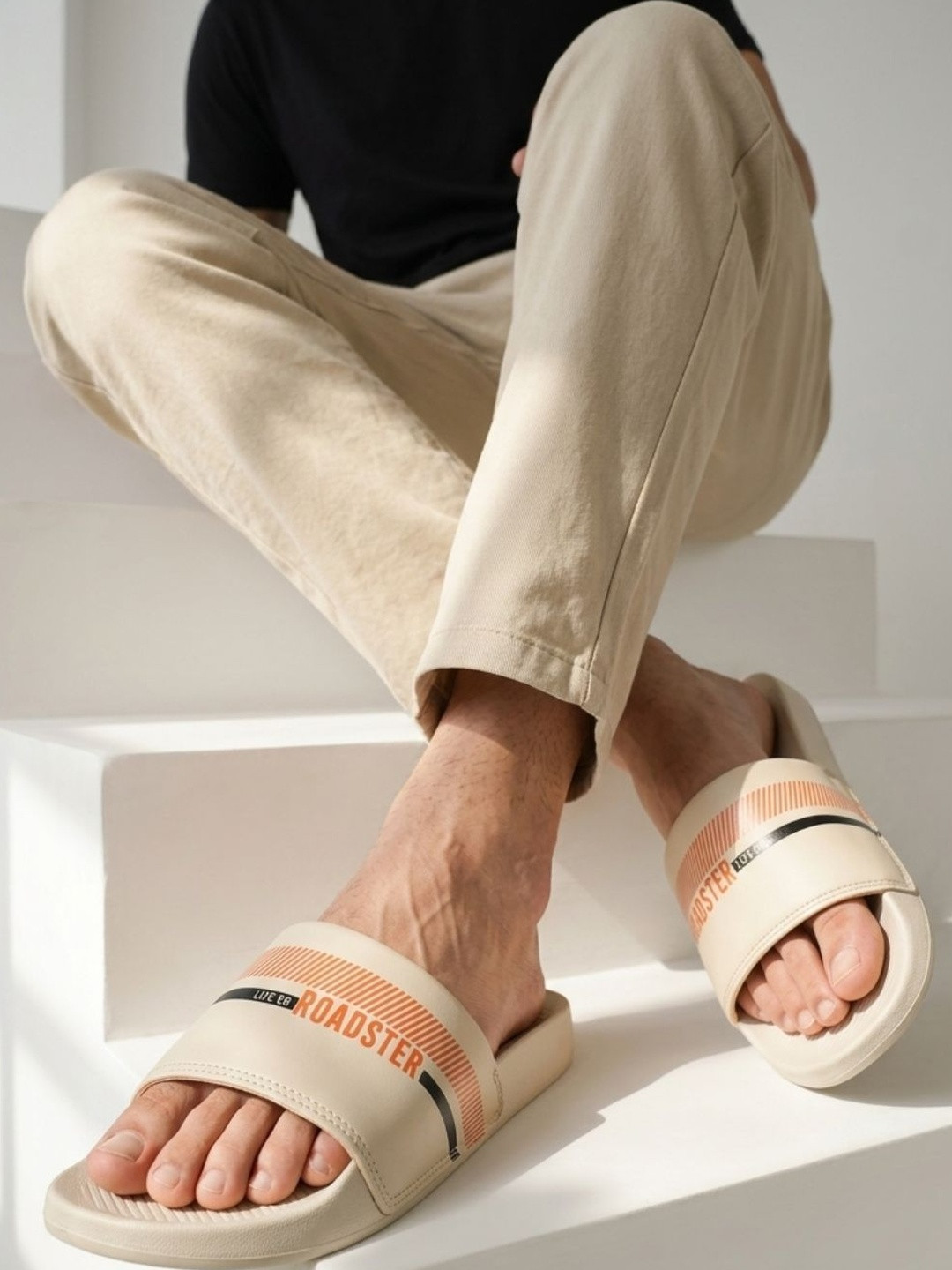 The Roadster Lifestyle Co Men Striped Casual Slip-On Sliders