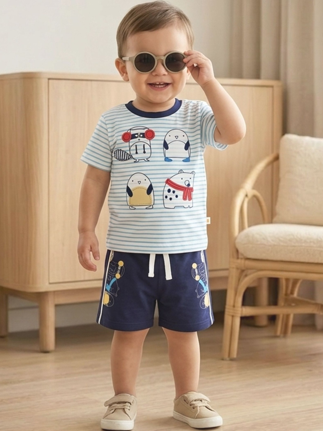 KINDLE Boys Striped T-shirt with Shorts