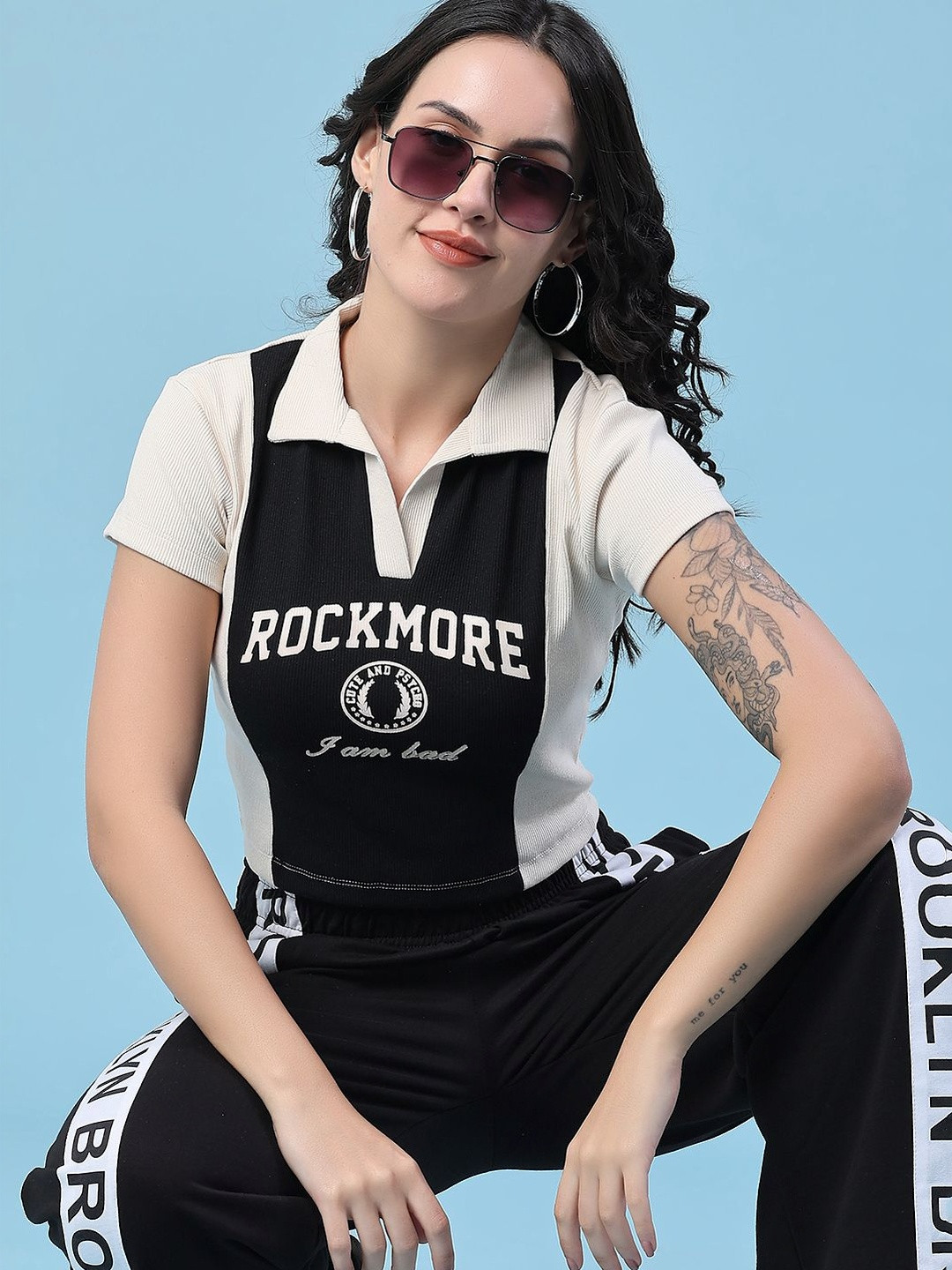 LIMEROAD Women Typography Colourblocked Polo Collar Slim Fit T-shirt