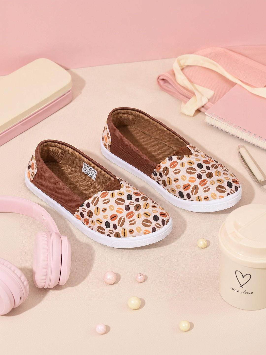 TRASE Printed Round Toe Slip-On Ballerinas