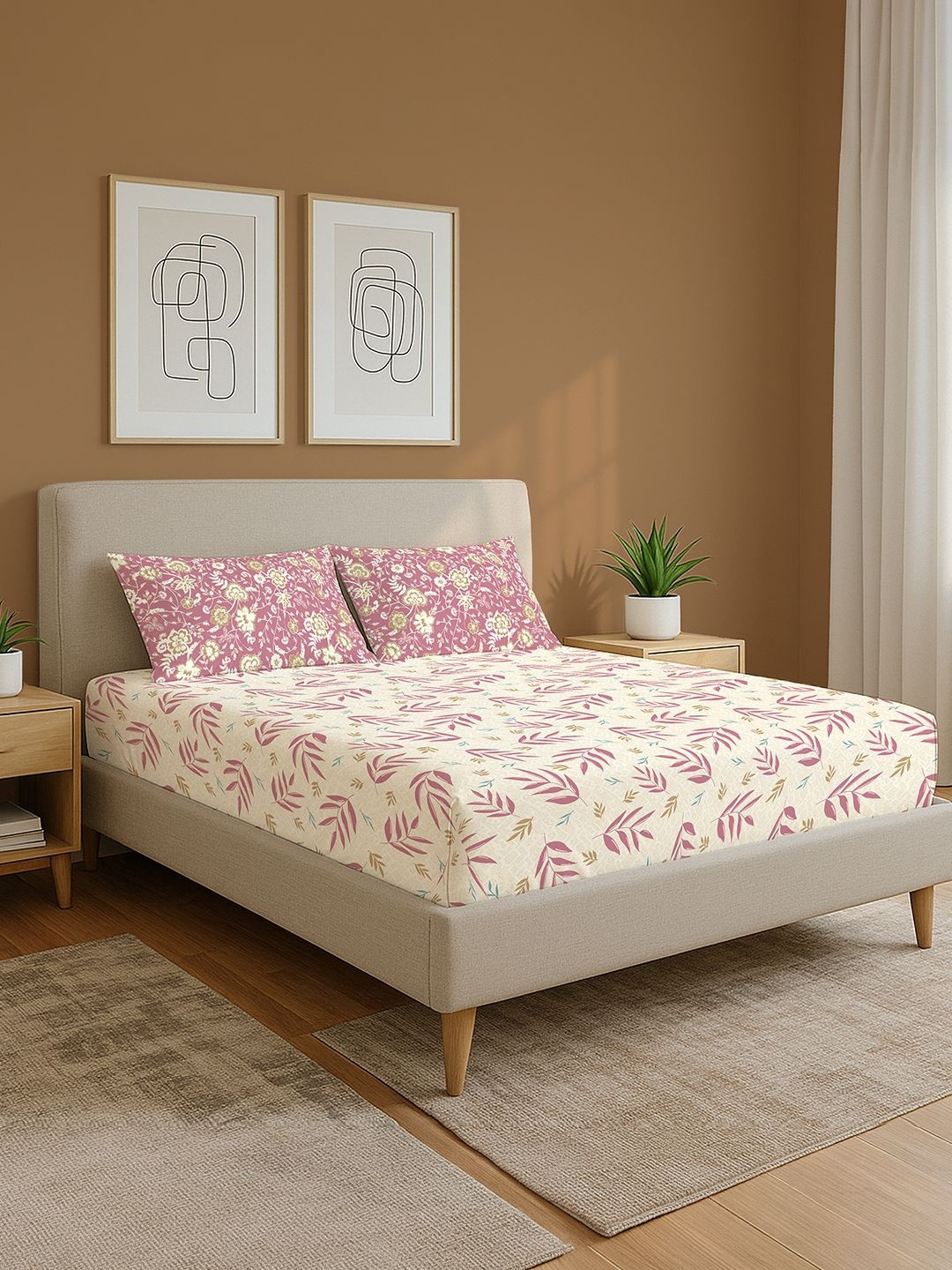 Mauve & White Floral 144 Tc Queen Bedsheet With 2 Pillow Covers