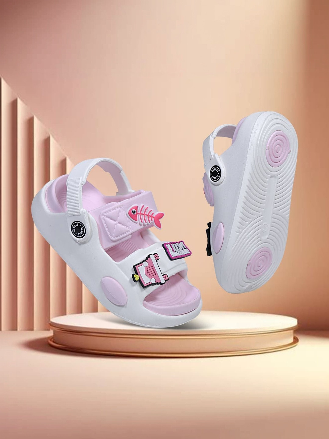 MUKUNDU Unisex Kids Clogs