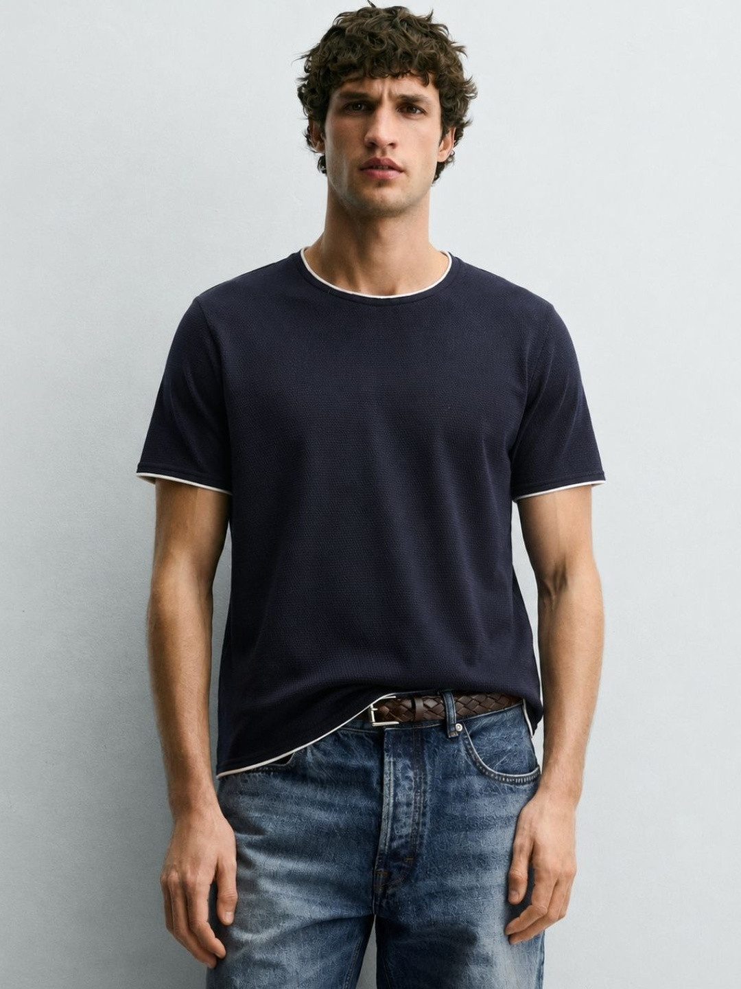 Alan Jones Men Navy Blue Solid Slim Fit T-shirt