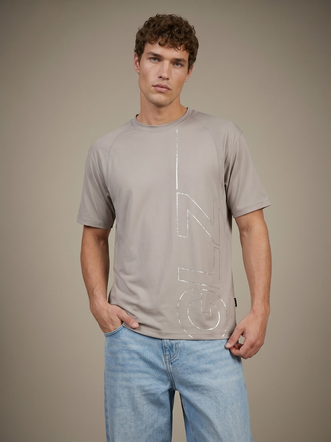 glitchez Raglan Sleeves Relaxed Fit T-shirt