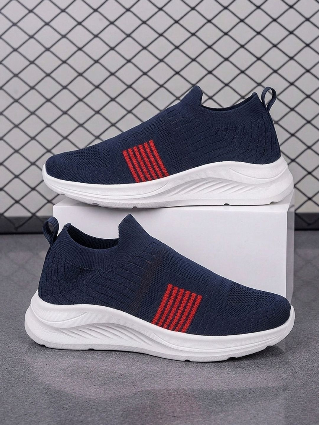 ENRIZZ Men Woven Design Slip-On Sneakers