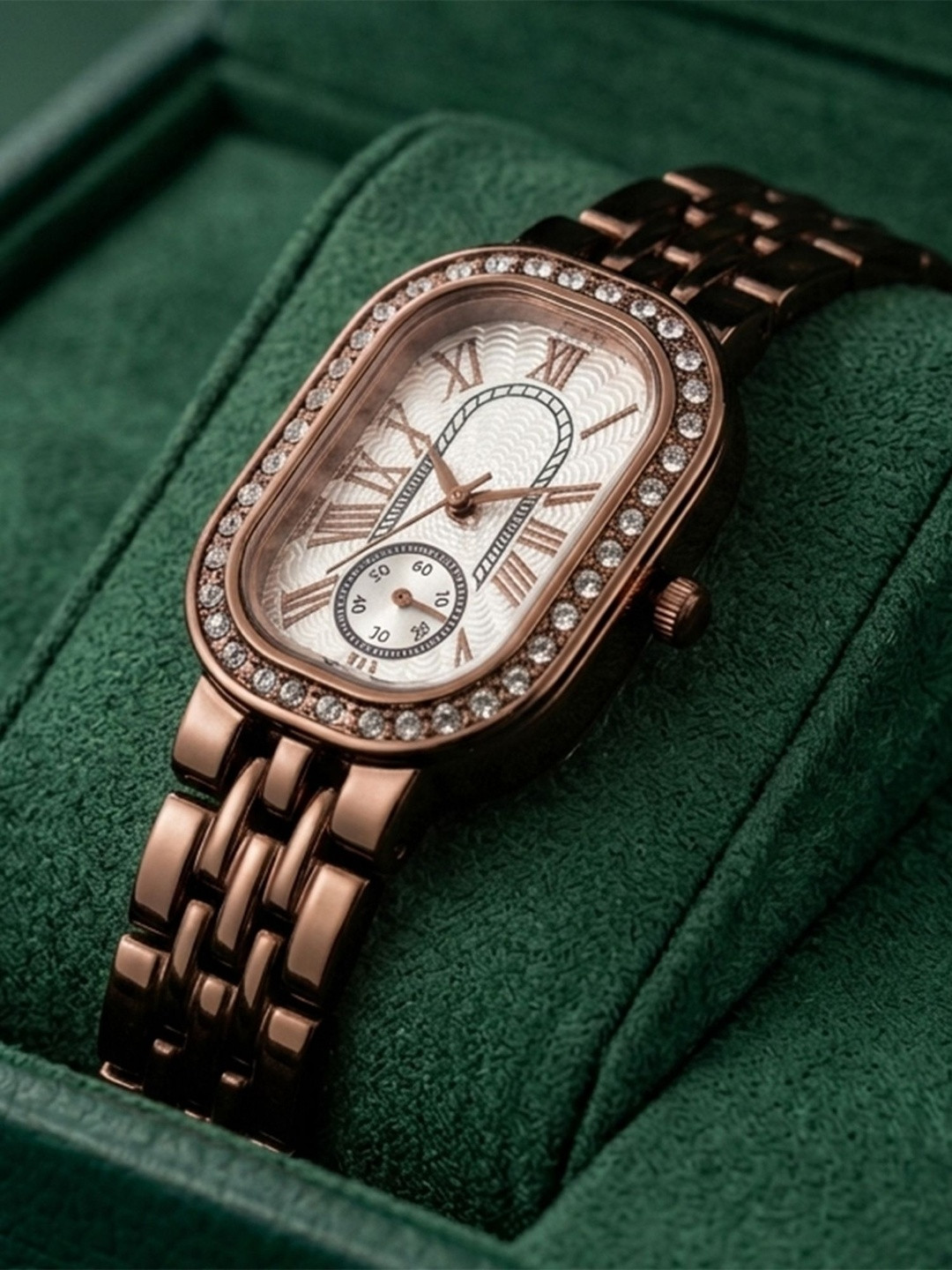 Praizy Times Bracelet Style Straps Analogue Watch