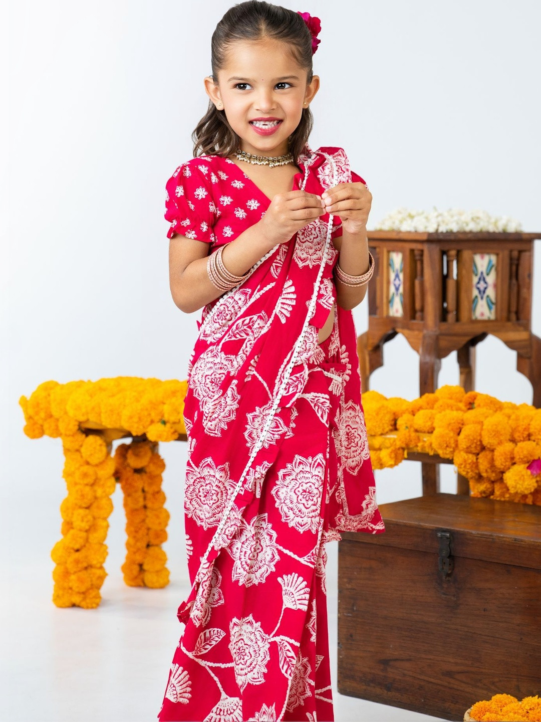 Jilmil Floral Pure Cotton Saree