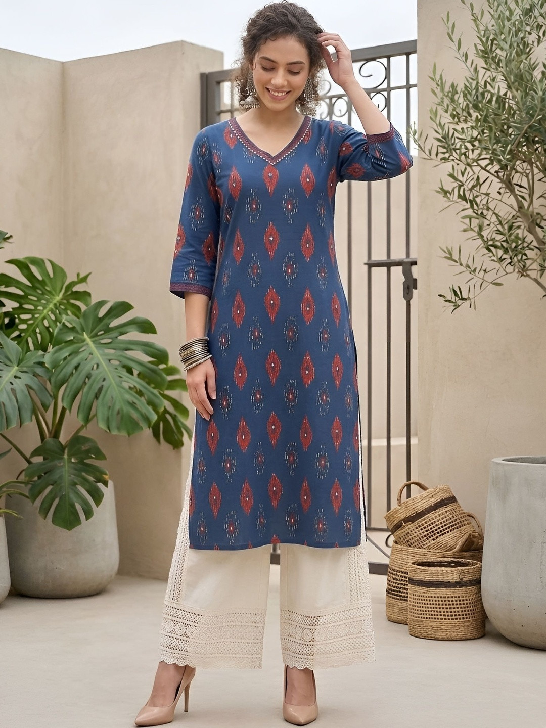Nayo Women Ethnic Motifs Printed Mirror Work Indie Prints Kurta