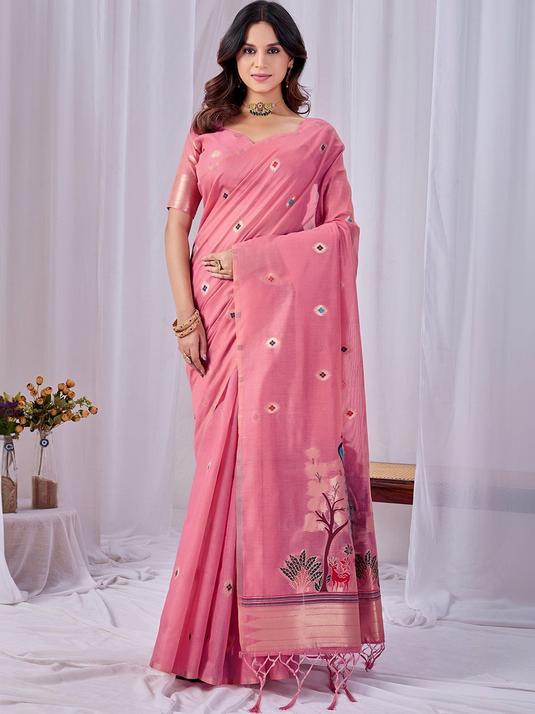 FABRINO Woven Design Zari Pure Cotton Jamdani Saree