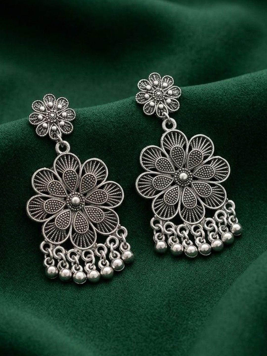 DURATI Floral Drop Earrings