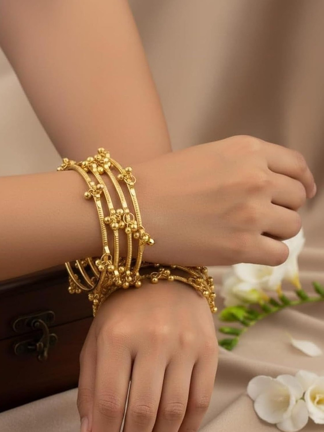 SAMC Set of 8 Gold-Plated Ghungroo Studded Bangle