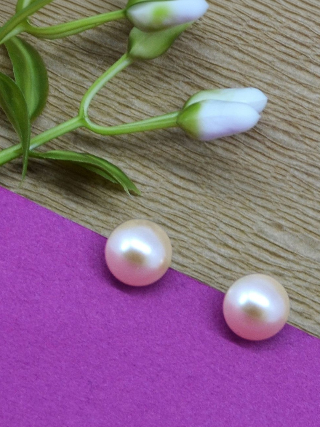 SALONI FASHION JEWELLERY Spherical Studs Earrings