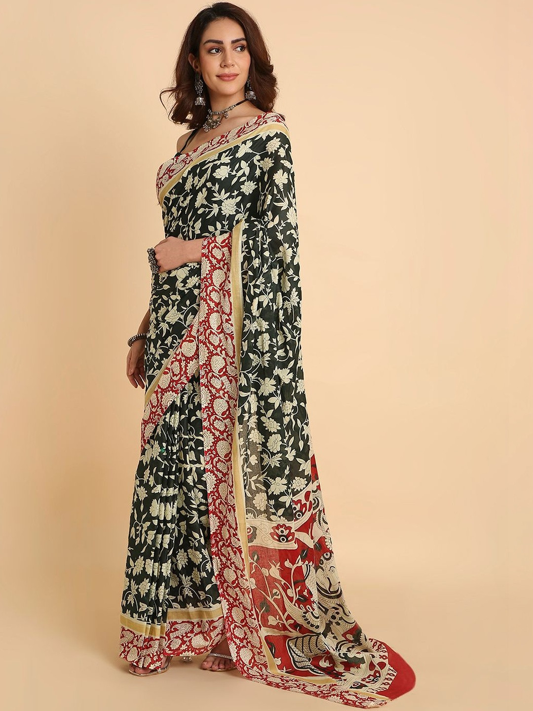 RATAN Women Pure Cotton Printed Mulmul Saree With Blouse Piece