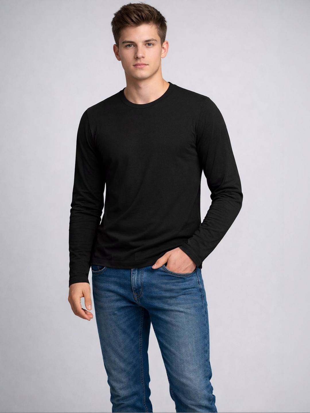 CRYPTIC Men Solid Round Neck T-shirt