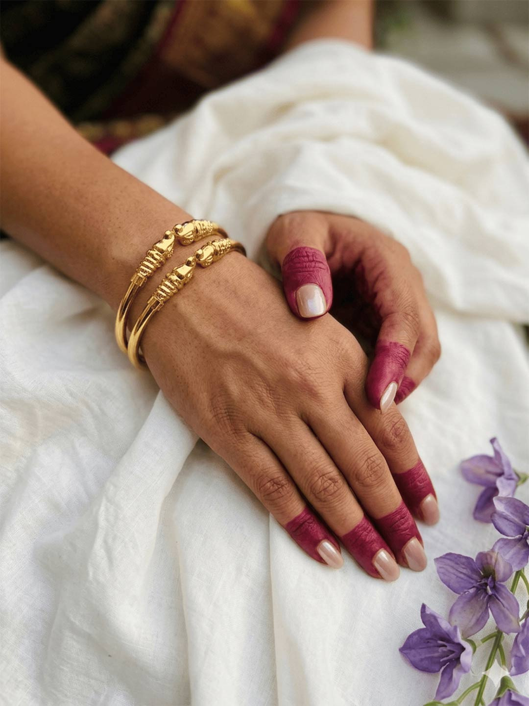 GRIIHAM Set Of 2 Gold Plated Elephant Motif Bangles