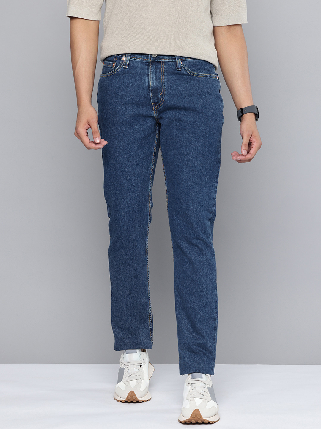Levis Men 511 Slim Fit Mid-Rise Light Fade Stretchable Jeans