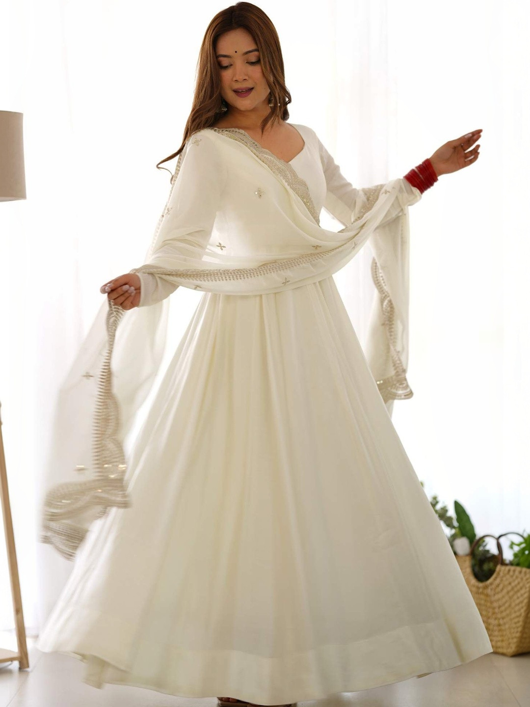 LABELKBBRAND Women Regular Chanderi Silk Kurta with Palazzos & With Dupatta